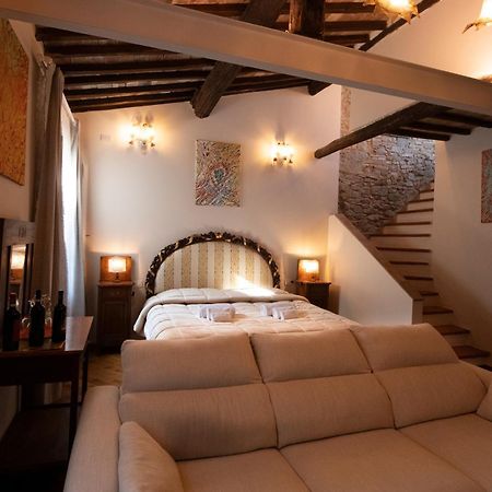 Il Palazzo Del Cardinale Bed & Breakfast Montalcino Exterior photo