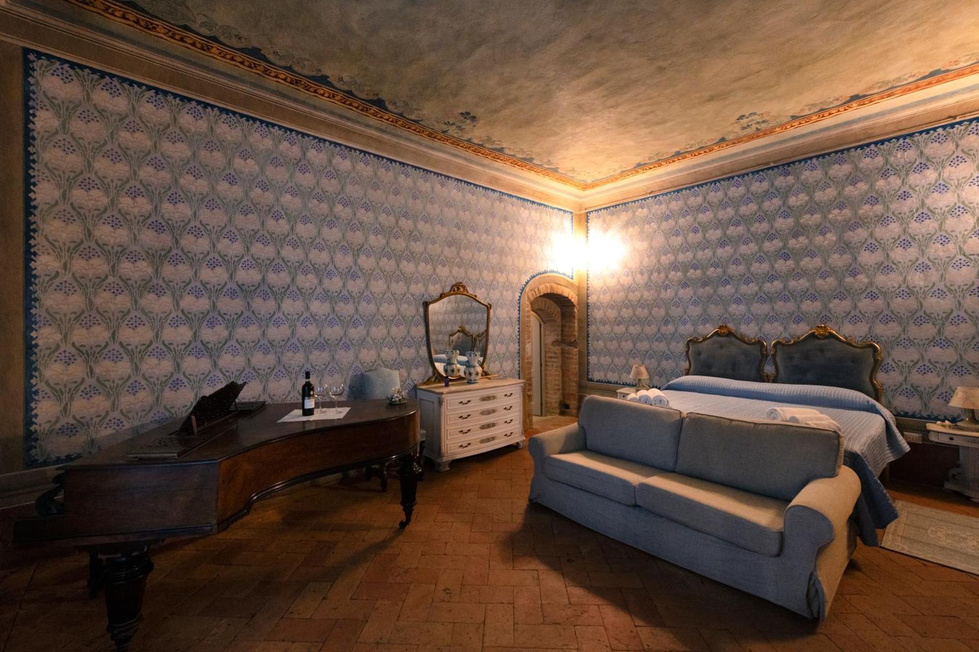 Il Palazzo Del Cardinale Bed & Breakfast Montalcino Exterior photo