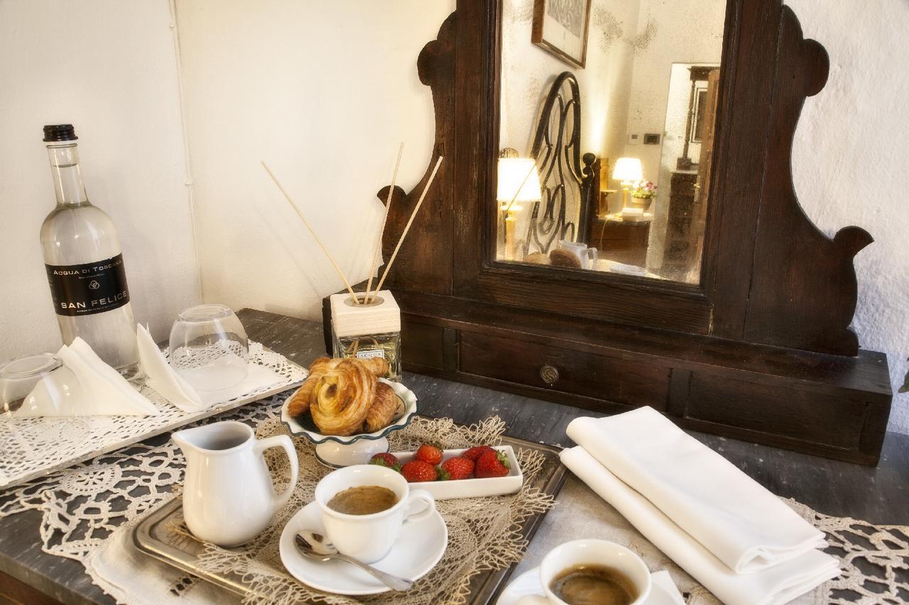 Il Palazzo Del Cardinale Bed & Breakfast Montalcino Exterior photo